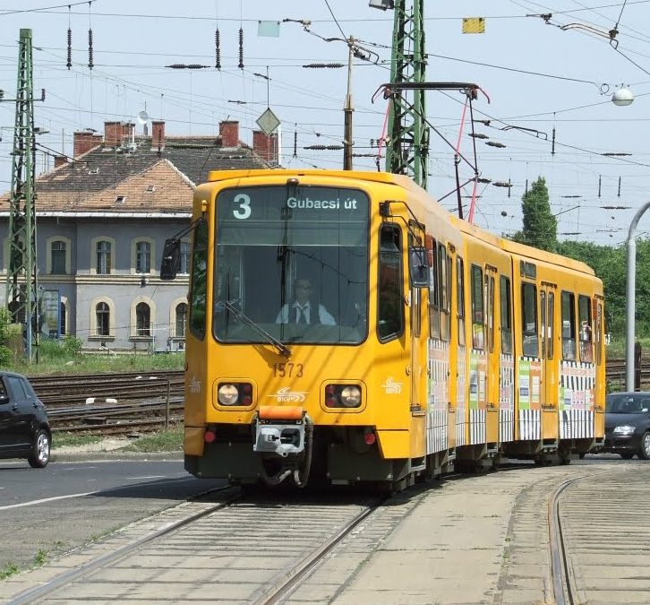 Tram No 3 is running again on a full line